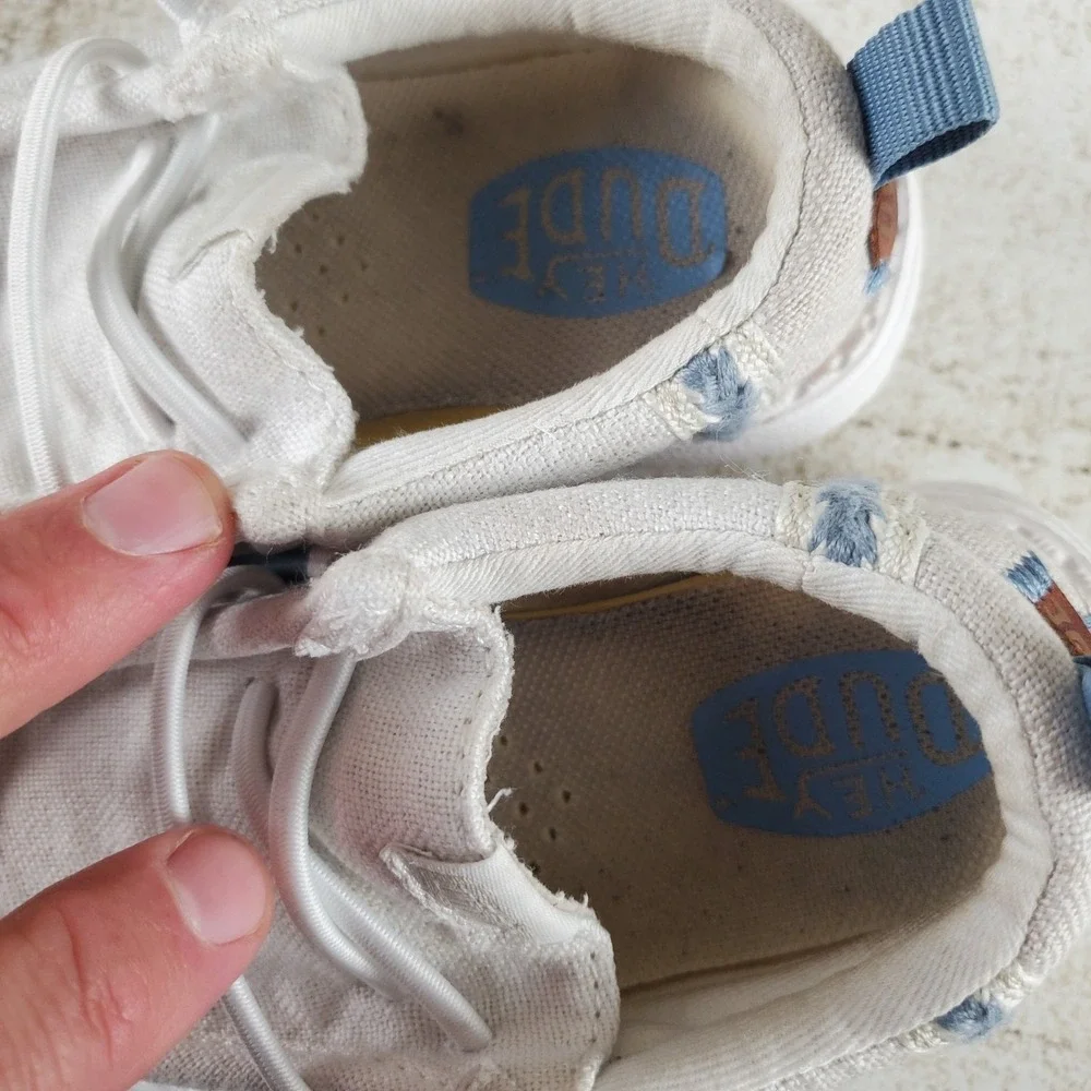 Hey Dude Wally Stretch Sox Kids Shoes Sz 6 White‎ Slip On Round Toe Sneakers